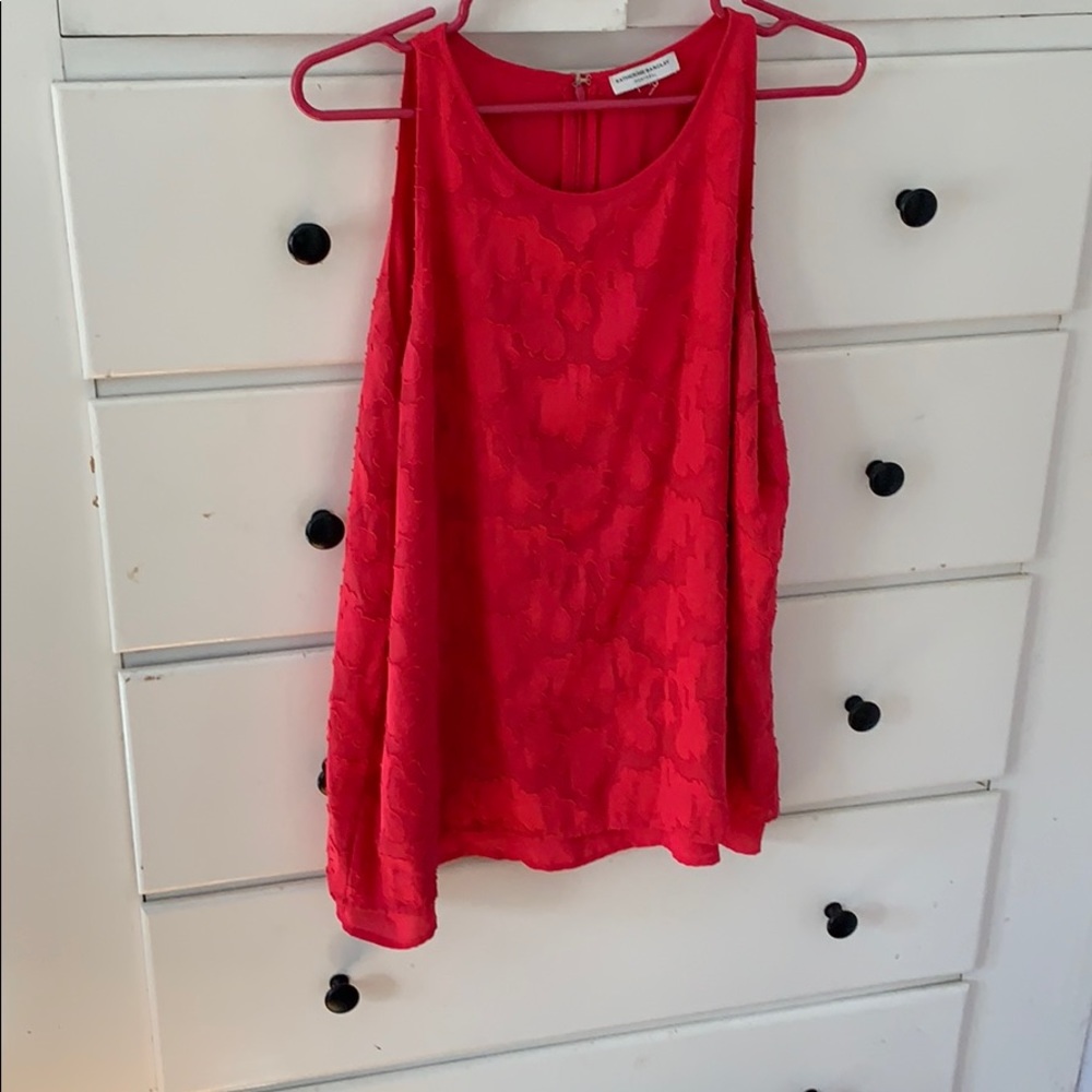 Pink tank top
